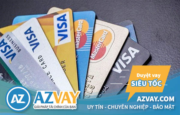 Thẻ Credit Card chia làm 2 loại là thẻ nội địa và thẻ thanh toán quốc tế