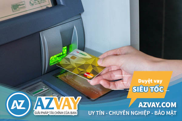 Có thể rút tiền thẻ tín dụng tại ATM khác ngân hàng