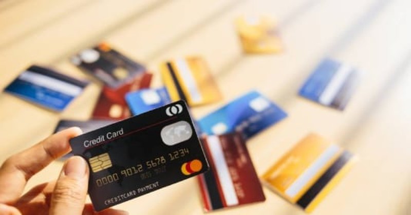Thẻ tín dụng là thẻ tiêu tiền trước thanh toán sau