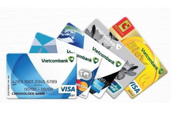 Khi bị mất thẻ, chủ thẻ cần liên hệ ngay với Vietcombank để khóa thẻ