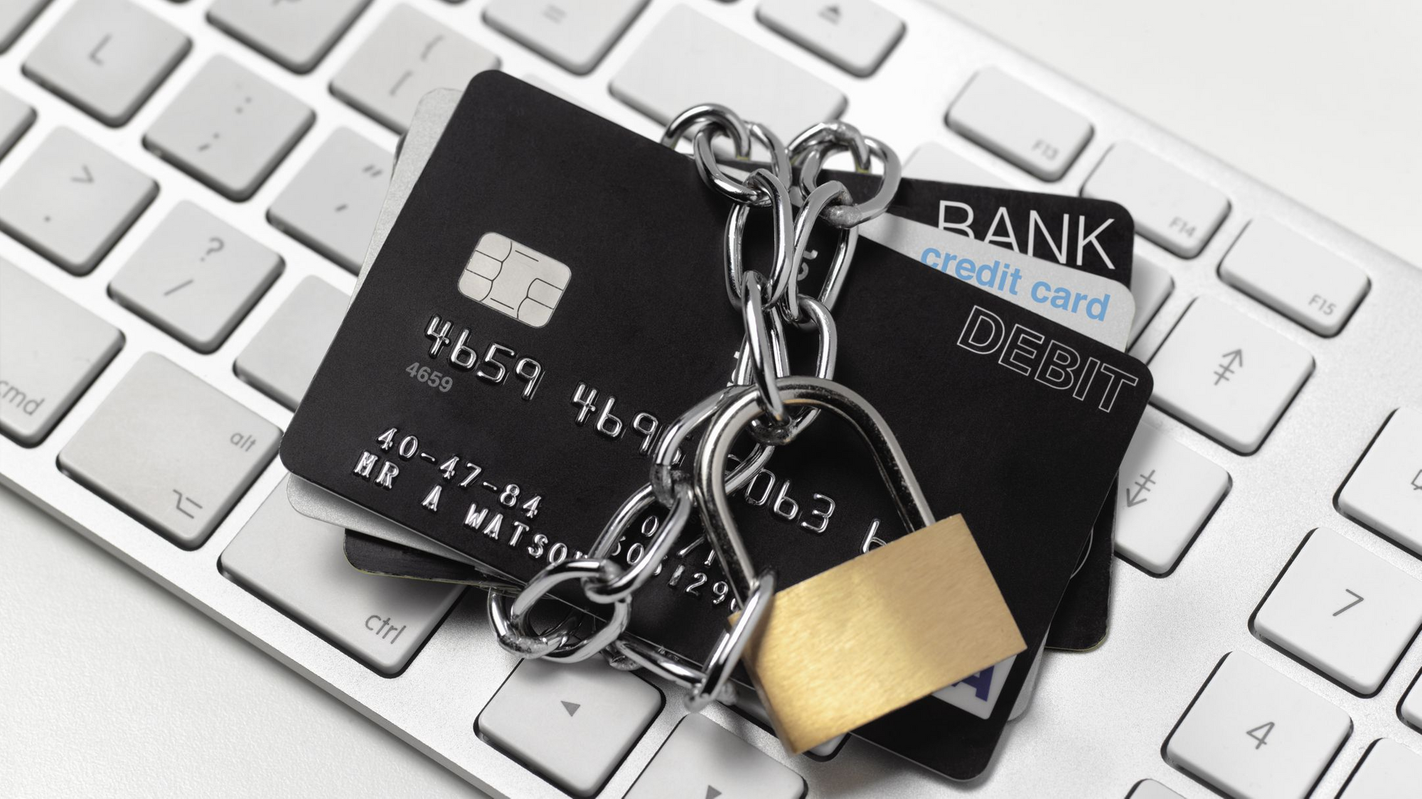 Có nhiều nguyên nhân dẫn đến thẻ tín dụng ngân hàng bị khoá